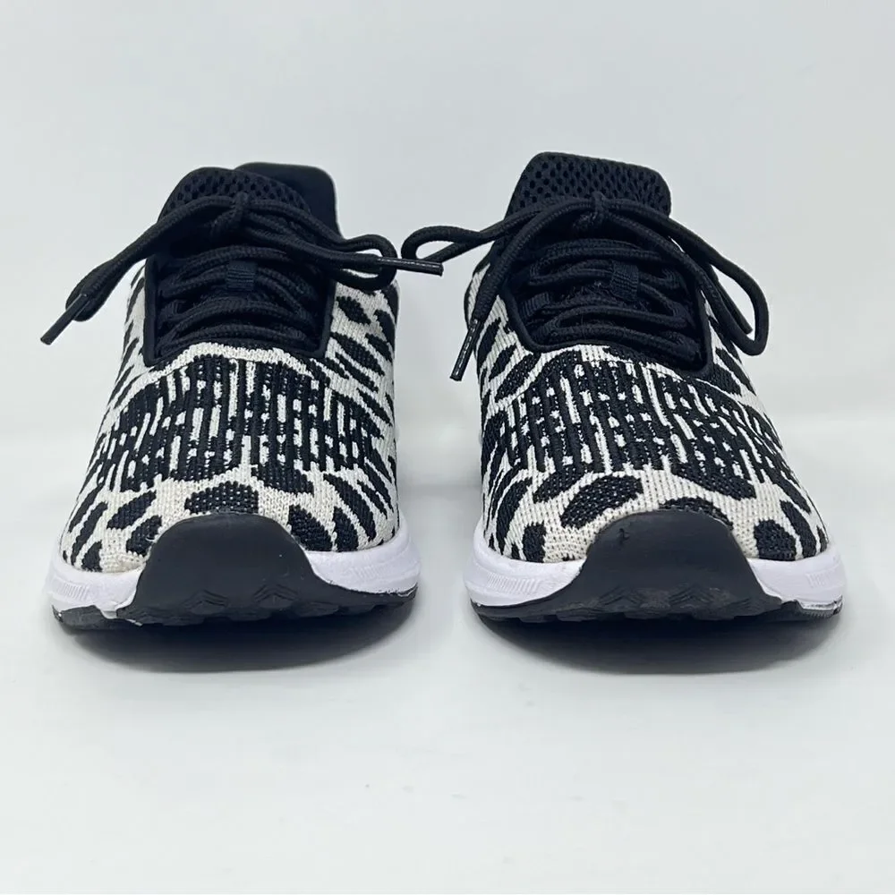 Athletic Works Women's Soft Running Athletic Sneaker 6.5 Black White